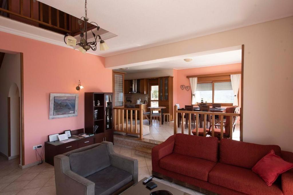 Tragana Villa ภายนอก รูปภาพ