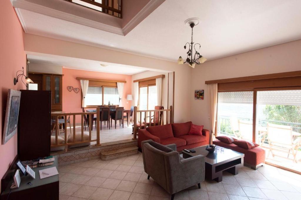 Tragana Villa ภายนอก รูปภาพ